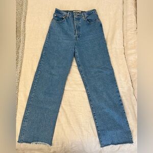 Levi’s Ribcage Straight Ankle Jeans